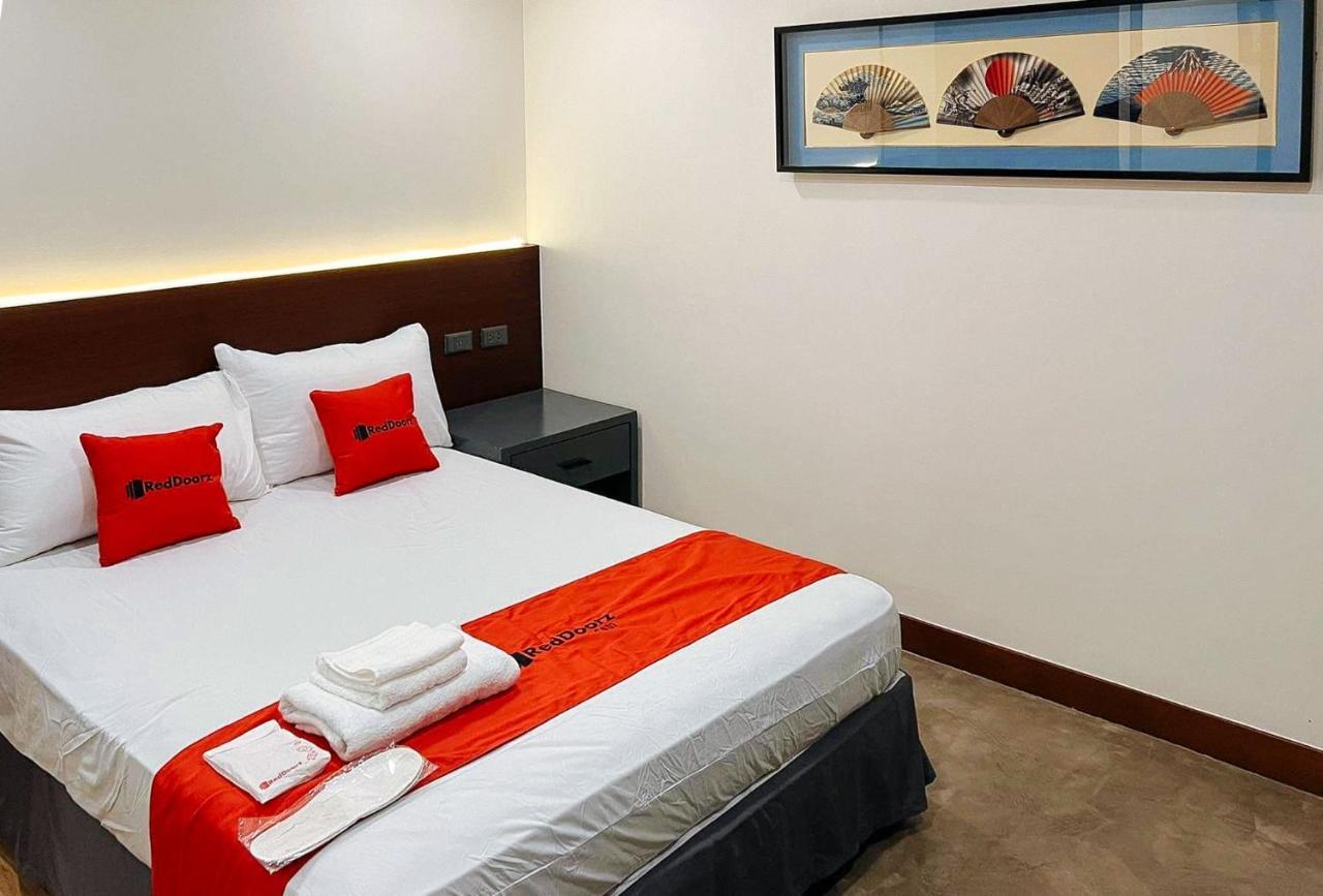Reddoorz Plus @ Toshiko Boutique Hotel Koronadal City Exterior foto